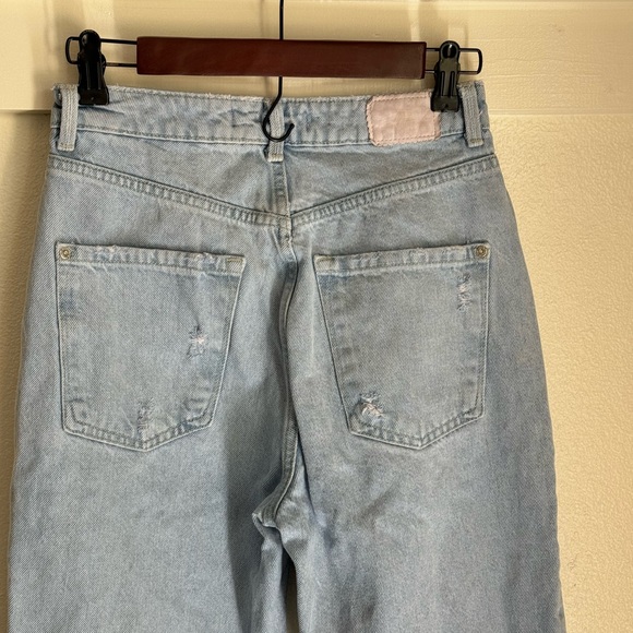 Zara 4 Light Wash Hight Rise Distressed Denim Jeans - Picture 6 of 11
